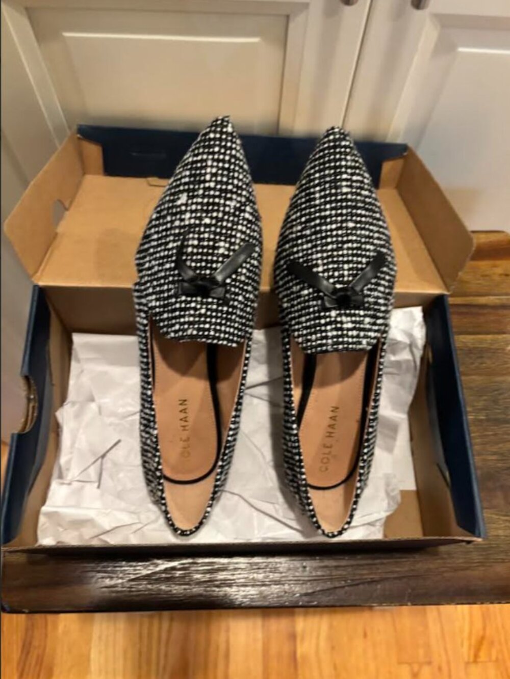 Cole Haan Black White Tweed Flats Size 6 Pointed Toe Bow Never Worn